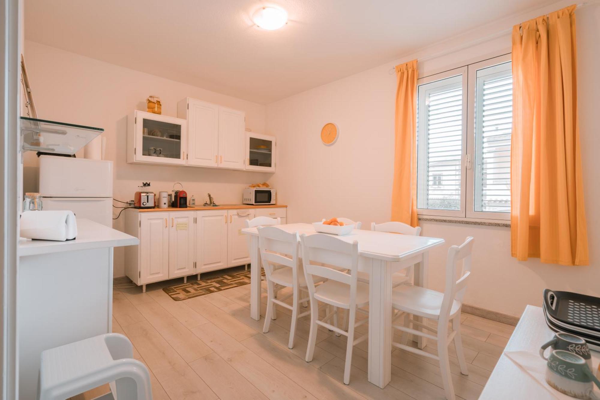 Giobo Rooms Siniscola Kültér fotó